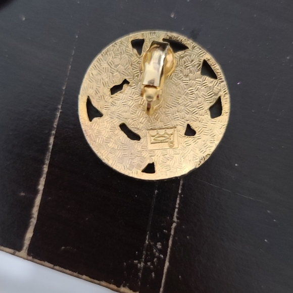 Cloisonne 80s Gold Tone Vintage Clip on Earrings - Picture 5 of 5